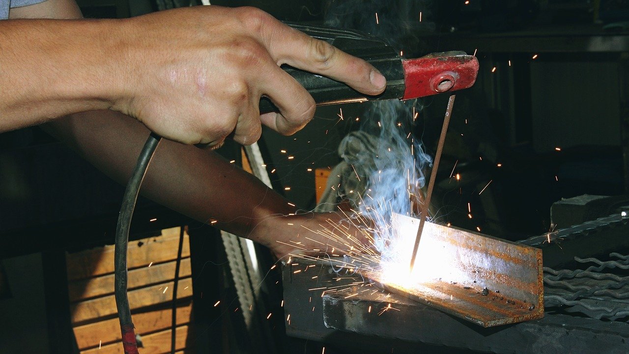 welding, iron, worker-2369044.jpg